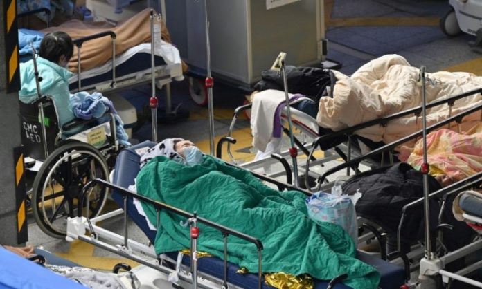 Eleições adiadas, trabalhadores abandonados e testagem em massa, Hong Kong vive seu pior cenário de Covid-19