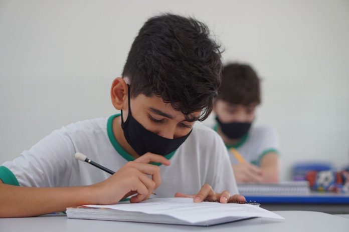 Aulas na rede municipal de ensino de Campina Grande começam nesta segunda (14) em formato híbrido