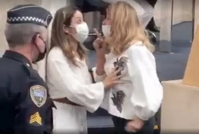 Partido Novo decide expulsar Janaína Lima e suspender Cris Monteiro por briga