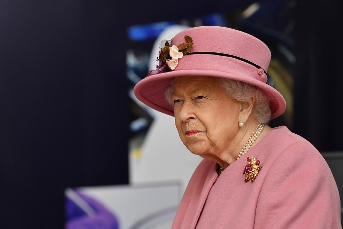 Rainha Elizabeth II presta condolências às vítimas das chuvas em Petrópolis