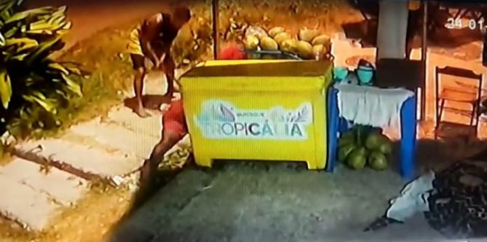 Justiça do Rio decreta prisão temporária de três homens pela morte do congolês Moïse Kabamgabe