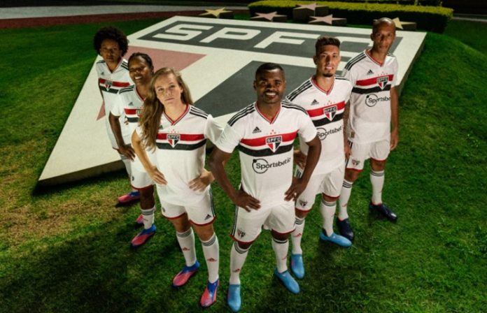 Novo uniforme do São Paulo homenageia os 30 anos da primeira Libertadores; veja