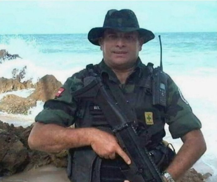 Sargento da Polícia Militar é morto em confronto com suspeitos de assalto, no Conde, PB