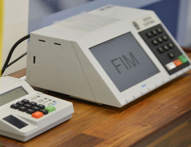 ENQUETE – ENTRELINHAS – Você confia na urna eletrônica?