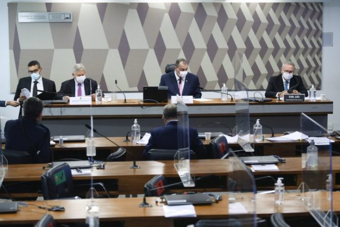 Senado entrega ao STF lista que relaciona investigados a provas colhidas pela CPI da Covid-19