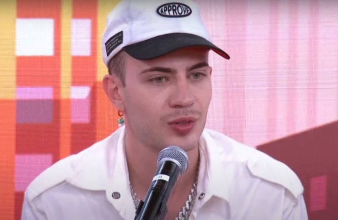 Leo Picon fala sobre relação com Jade e nega fama de família milionária: ‘Começamos na raça’