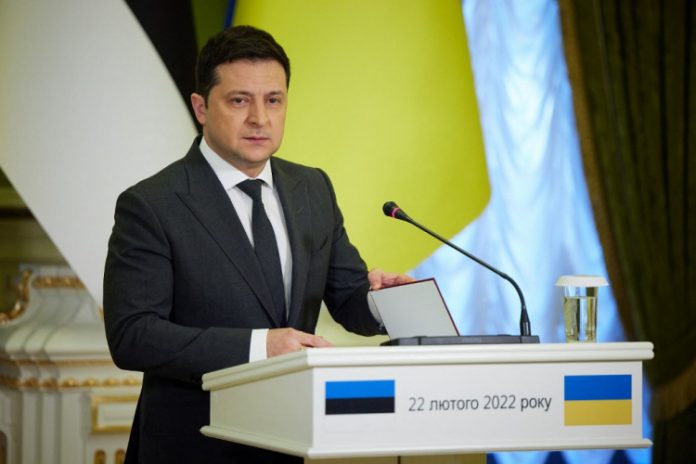 Zelensky pede que Alemanha derrube novo ‘muro’ que a Rússia levanta na Europa