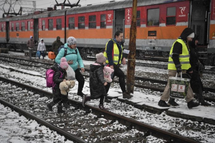 Mulheres Positivas organiza vaquinha virtual para ajudar mulheres ucranianas
