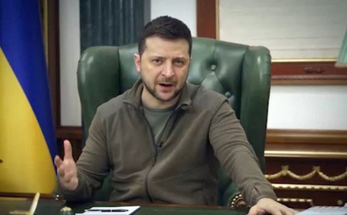 Zelensky afirma que defesa do país está em ‘ponto de virada’