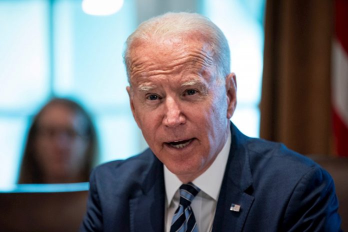 Joe Biden ataca Vladimir Putin e o acusa de ser um ‘ditador assassino’