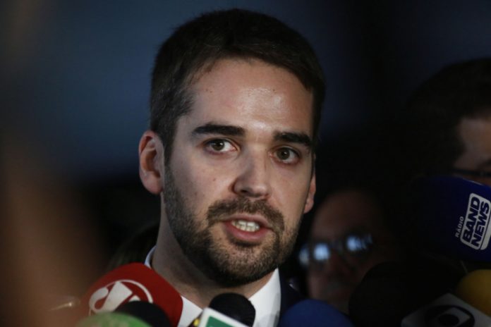 PSD reforça campanha por filiação de Eduardo Leite