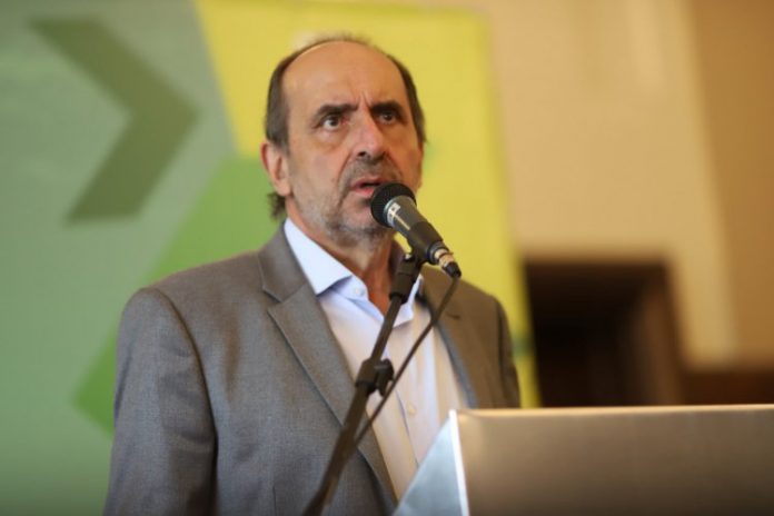 Kalil deixa Prefeitura de Belo Horizonte para concorrer ao governo de MG
