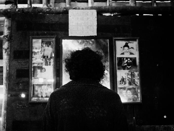 Curta de estreia de Luiz Carlos Vasconcelos como diretor ganha cinco prêmios em festival internacional