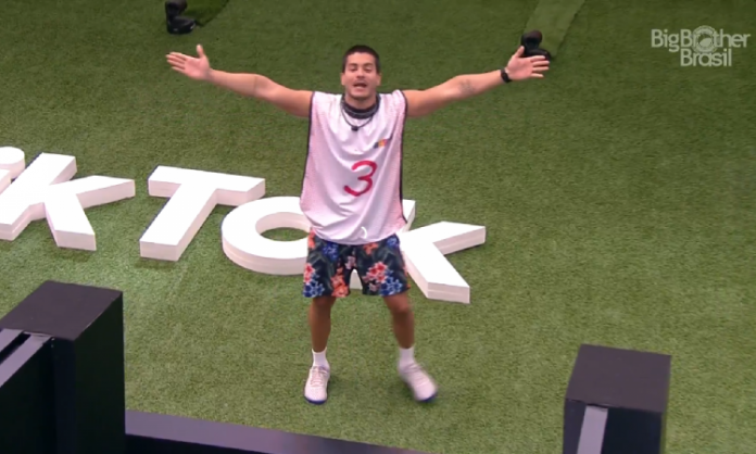 Arthur ganha prova do anjo e dá castigo do Monstro para Viny e Eliezer