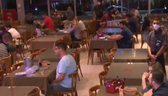 Novo decreto da Paraíba libera 100% de público em bares, restaurantes, academias e igrejas