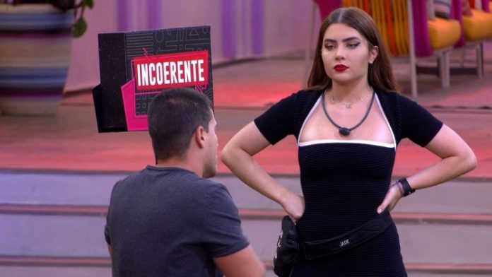 ‘BBB 22’: Arthur Aguiar e Gustavo disparam contra Jade em Jogo da Discórdia
