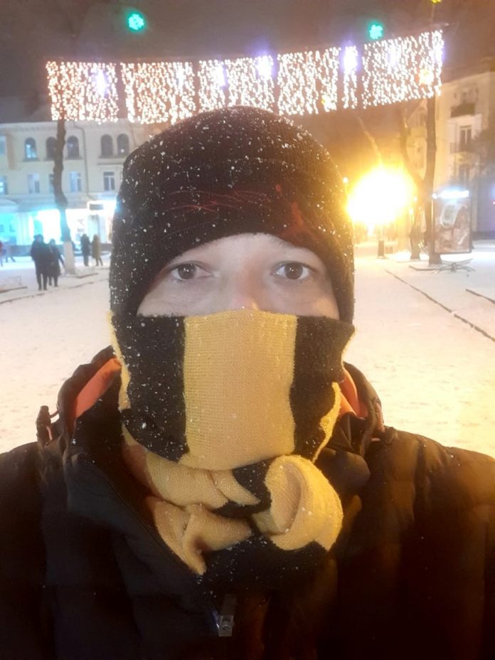 Brasileiro que deixou Ucrânia há três semanas relata que amigos têm medo de perder filhos na guerra: ‘o exército tá invadindo’