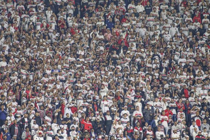 São Paulo anuncia venda antecipada de 26 mil ingressos para clássico contra o Corinthians