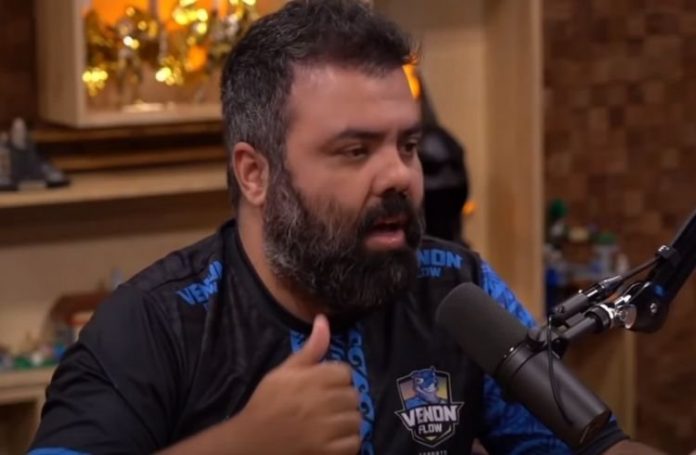 Apresentador do ‘Flow’ critica famosos que pediram retirada de entrevistas do ar: ‘Acho escroto’