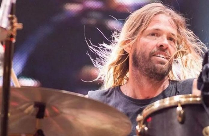 Miley Cyrus, Ozzy Osbourne e mais famosos lamentam morte de Taylor Hawkins, do Foo Fighters