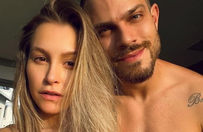 Carla Diaz desabafa após boatos de que sofreu agressão do atual namorado