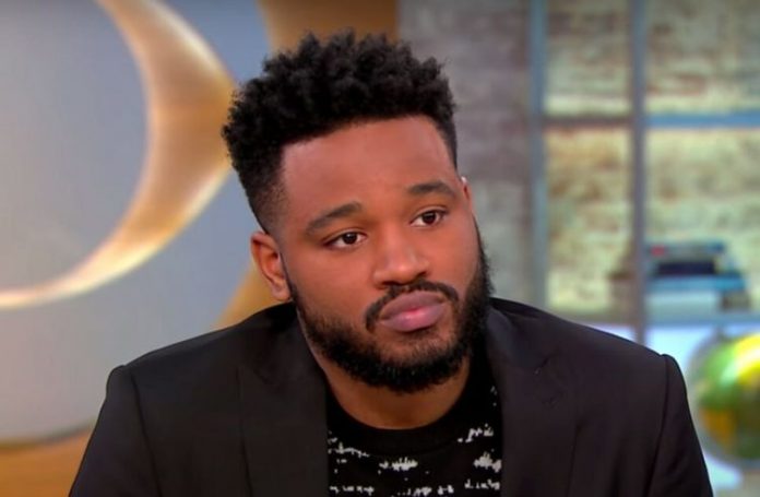 Diretor de ‘Pantera Negra’ é algemado em banco ao tentar sacar dinheiro da própria conta