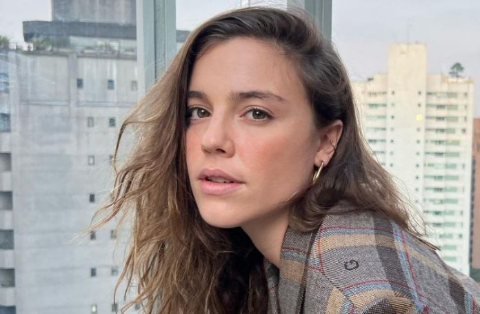 Alice Wegmann revela por que decidiu se afastar das novelas