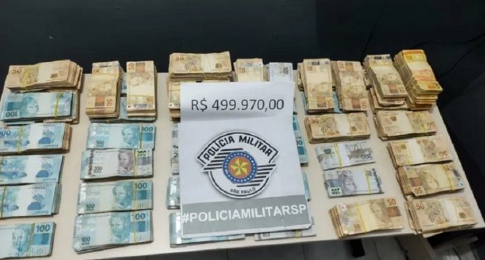 PM de SP apreende R$ 500 mil que pertenciam a irmão de Alcolumbre