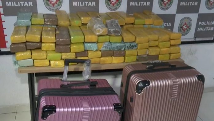 Quase 120 tabletes de droga são encontrados em mala, na Rodoviária de João Pessoa