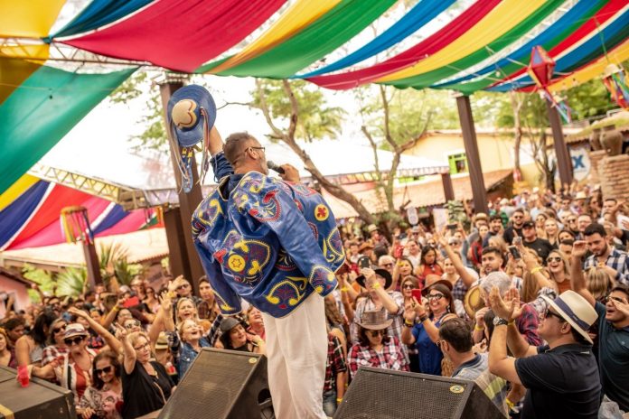 ‘Arraiá de Cumpade’ 2022 vai acontecer a partir de junho com shows e vila cenográfica, na PB