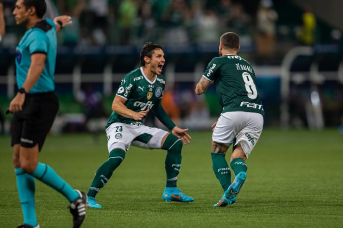 Palmeiras vence o Athletico-PR por 2 a 0 e é campeão da Recopa Sul-Americana