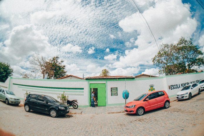 Prefeitura de Campina Grande publica edital com 38 vagas para trabalhadores de apoio escolar