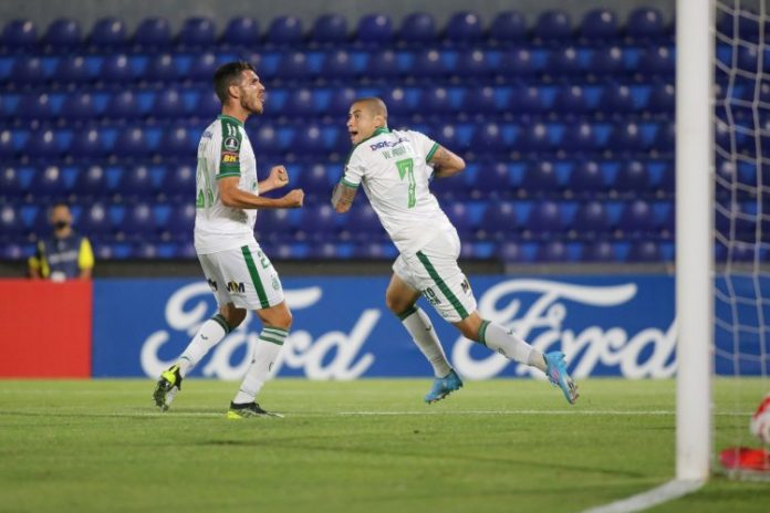América-MG vence Guarani-PAR nos pênaltis e se classifica à terceira fase da Libertadores