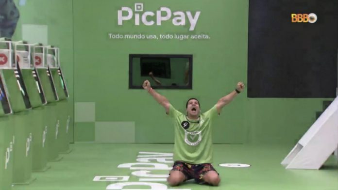 Arthur Aguiar vence dinâmica e é o novo anjo do BBB 22