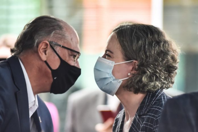 Dá para acreditar na mudança repentina de Alckmin após dizer que Lula queria voltar à cena do crime?