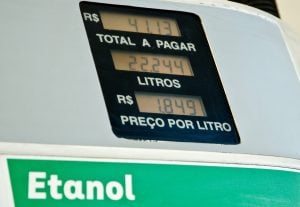 Governo decide zerar imposto de importação sobre etanol e alimentos básicos até dezembro