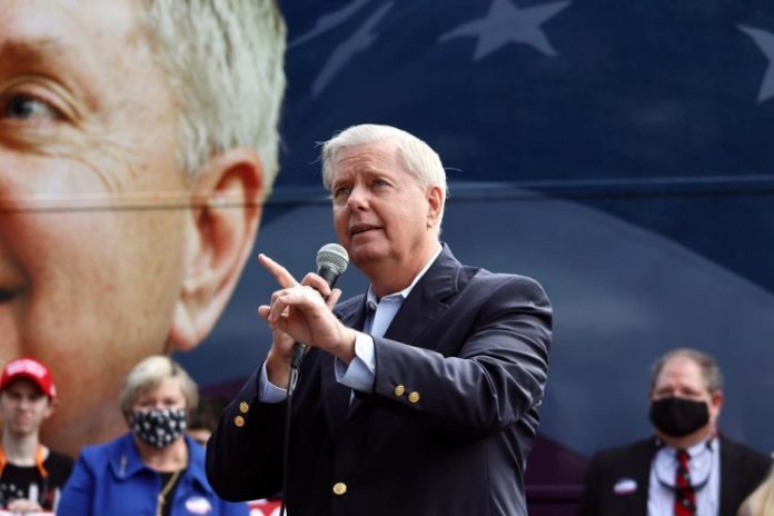 Senador dos EUA pede assassinato de Putin: ‘Estaria prestando um grande serviço’