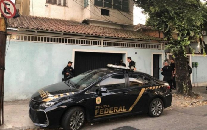 Polícia Federal deflagra operação contra tráfico internacional de armas
