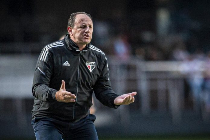 Rogério Ceni estabelece recorde histórico no São Paulo em vitória contra o Corinthians; entenda