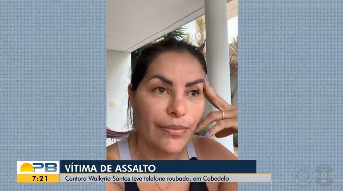 Cantora Walkyria Santos é assaltada e tem celular roubado enquanto caminhava na orla de Cabedelo, PB