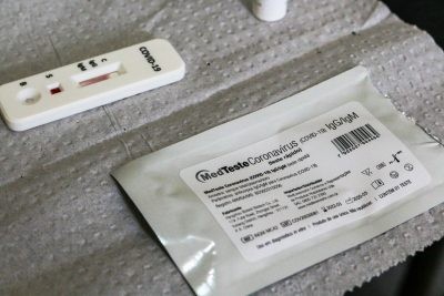 Testagem gratuita para diagnóstico da Covid-19 é suspensa após fortes chuvas em João Pessoa