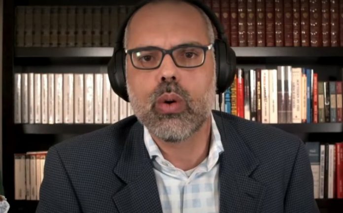 Allan dos Santos: ‘Decisões de Moraes buscam me sufocar financeiramente’