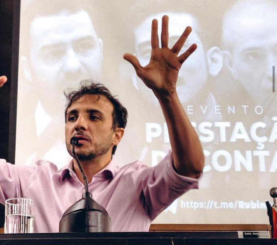 Ana Paula Henkel defende investigações contra o MBL: ‘É um vespeiro’