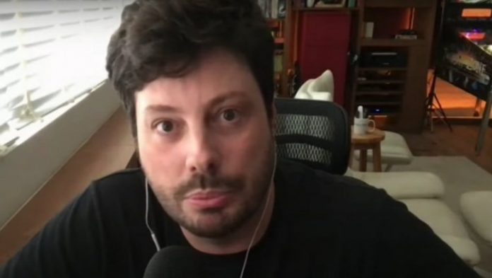 Gentili diz que é alvo por não fazer parte de panela: ‘Não acharam nada, então pegam filme de 2017’