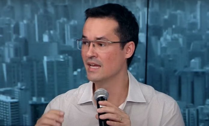 Dallagnol diz que Lula tentará ‘vingança’ contra Lava Jato caso seja eleito: ‘Não tenho receio’