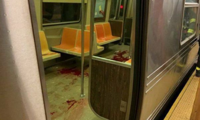 FOTOS: Veja imagens do ataque em estação de metrô de Nova York