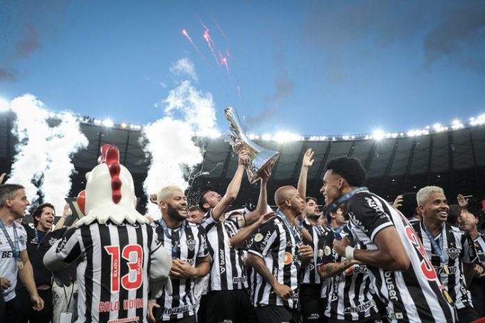 Quem são os favoritos a vencer o Campeonato Brasileiro 2022?