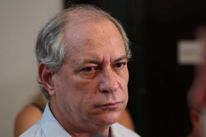 Ciro Gomes ataca Sergio Moro e diz que terceira via ‘não existe’