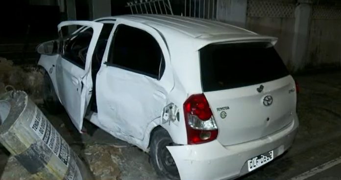 Colisão entre dois carros é registrada em cruzamento no bairro de Jaguaribe, em João Pessoa