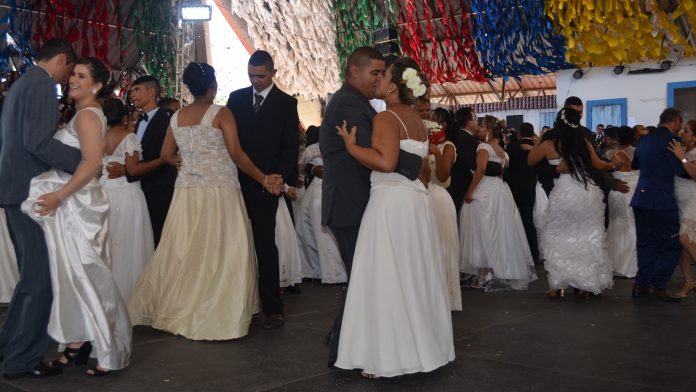 Vagas para Casamento Coletivo no Parque do Povo aumentam de 80 para 100 casais, em Campina Grande